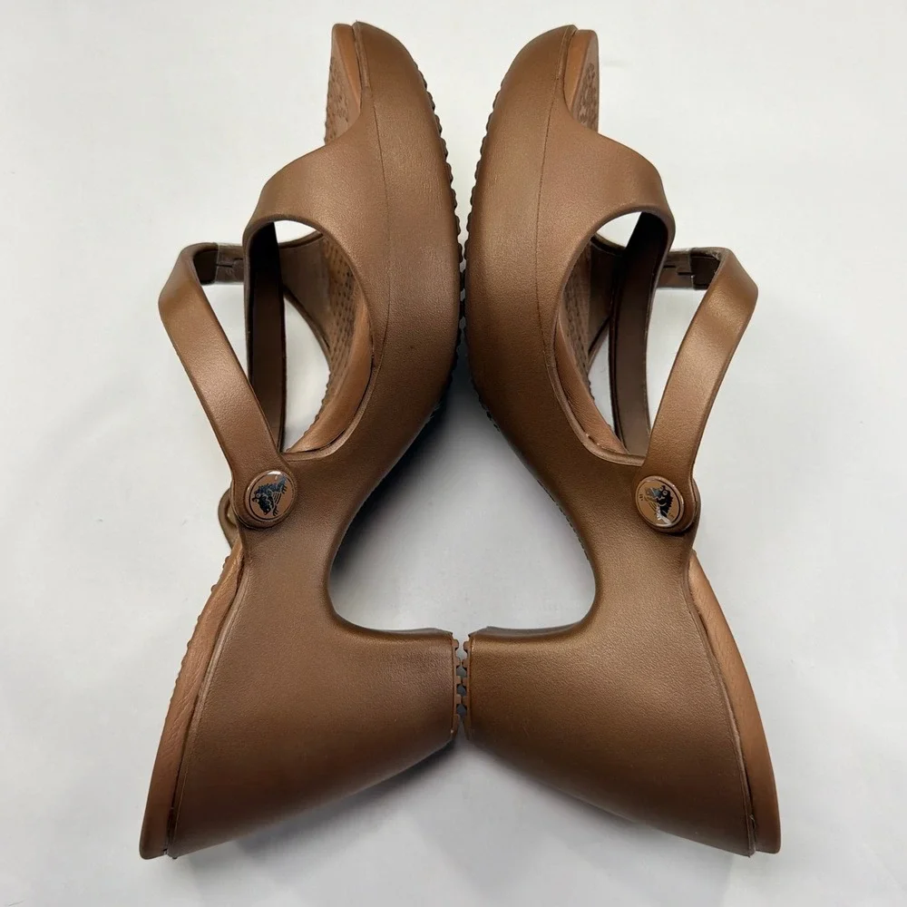 NEW Crocs Cyprus Heel Sandal Women 10 Bronze Metallic Strappy Rare Retro Comfort